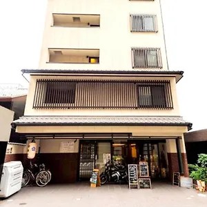アパートホテル 三条高倉 響